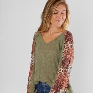 Buckle Blu Pepper ribbed raw edge top